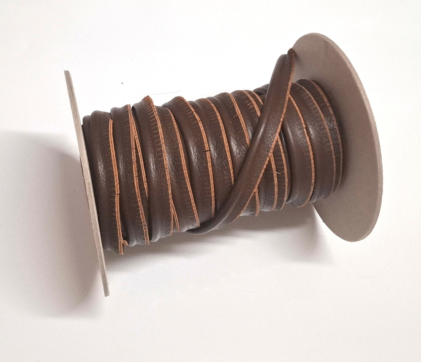 5/8" Round Cord Piping, Genuine Cowhide Leather in Hearth Brown (2 YDS) 3118XD - bold piping; upholstery piping; large cushions