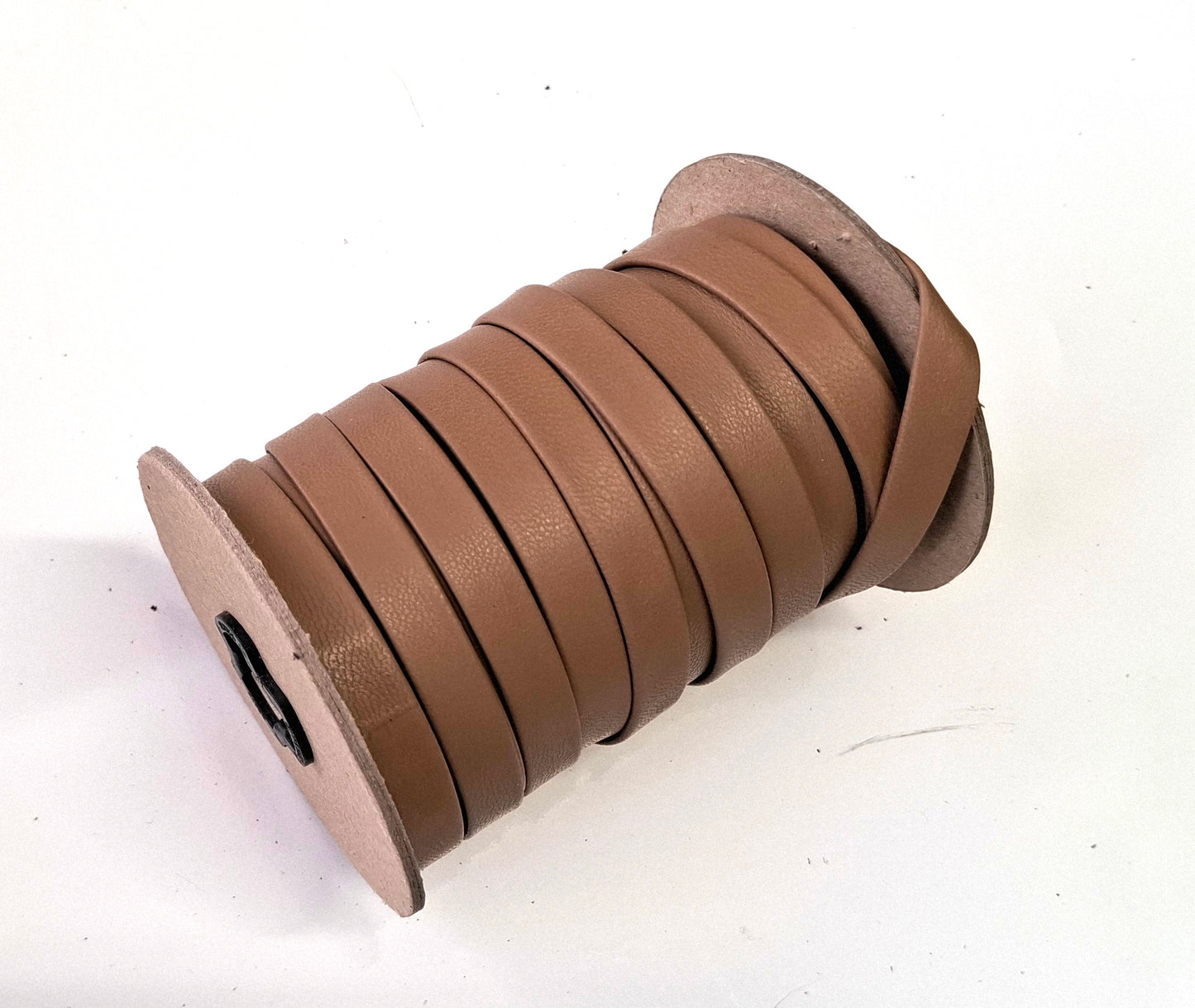 1/2" wide lamb leather strip in Mocha (3 yds) 3702XLA Double-folded & Reinforced