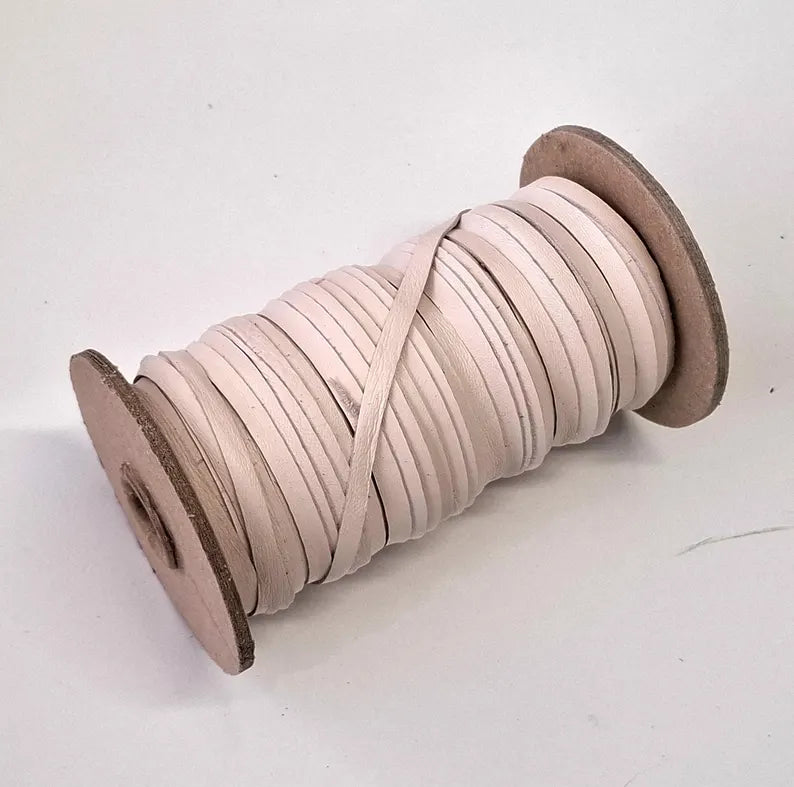 3/16" Flat, Lamb Leather Lacing in Pink Milk (10 YDS) 0187NLA