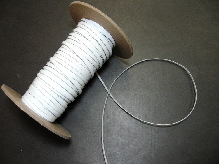 5/32" Side-folded, Cowhide Lacing in Ivory (5 yds) 0156SD9