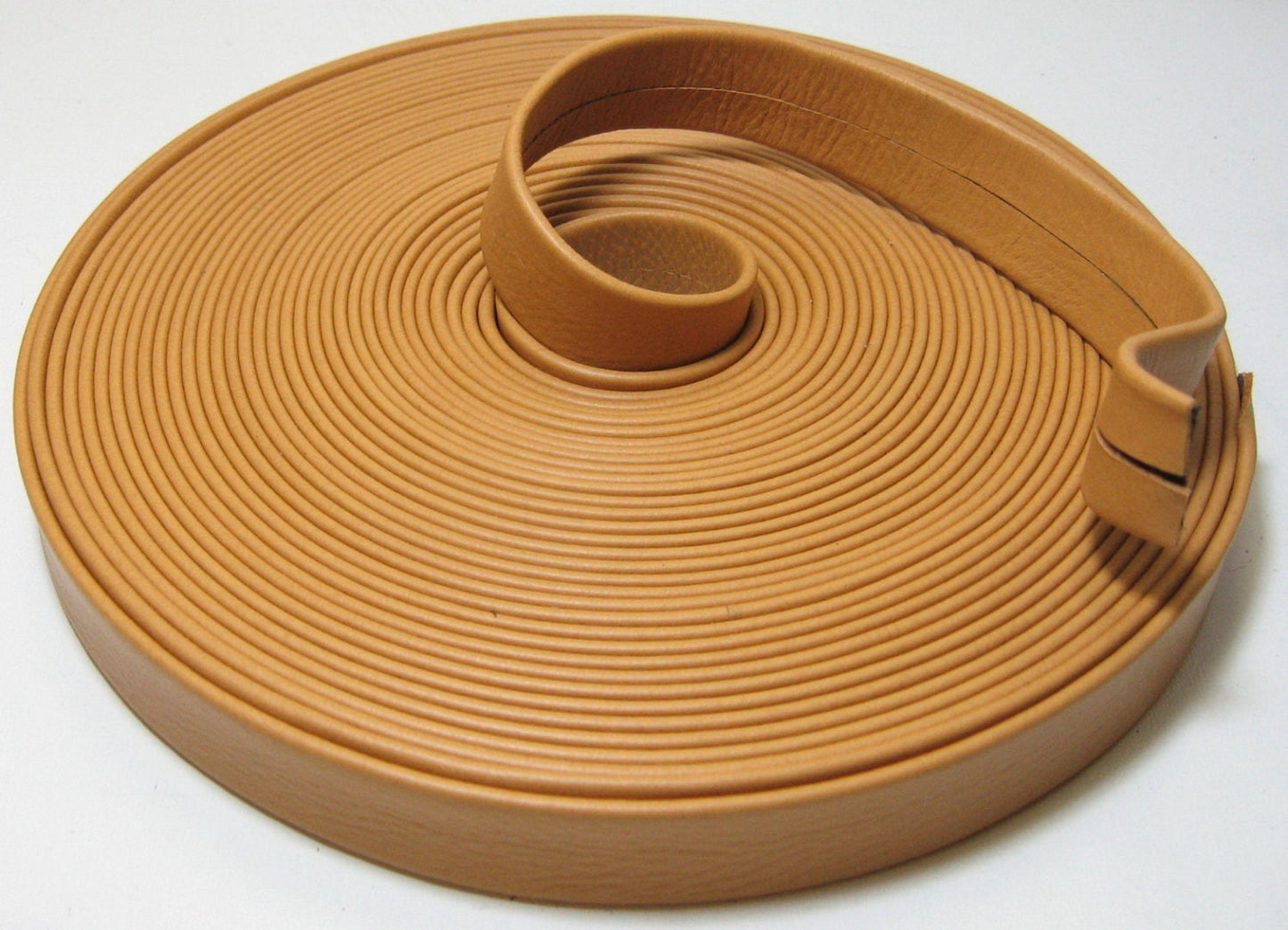 3/4", 1", or 1-1/2" Double-folded & Reinforced Cowhide Leather Strap in Gold Duquessa (1 yard) 0750RD9 1000RD9 1500RD9