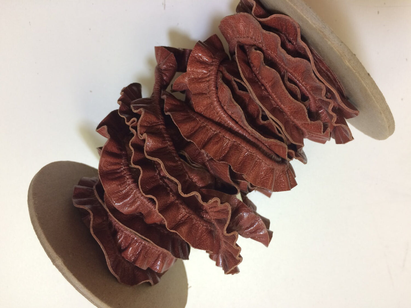 1/2" Cowhide Leather Elastic Cord Piping in Corral Rust (3 yds) 3554XDB *****NEW ITEM*****welting