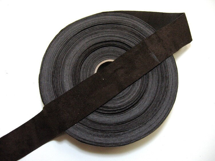 1" Flat, Pig Suede Stripping in Medium Brown (5 YDS) 1000NP5 edge binding; top stitching leather trim tape