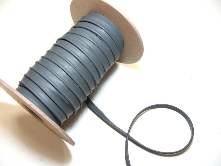 1/2" Cord Piping, Cowhide Leather in Steel Grey (3 YDS) 3277XD8
