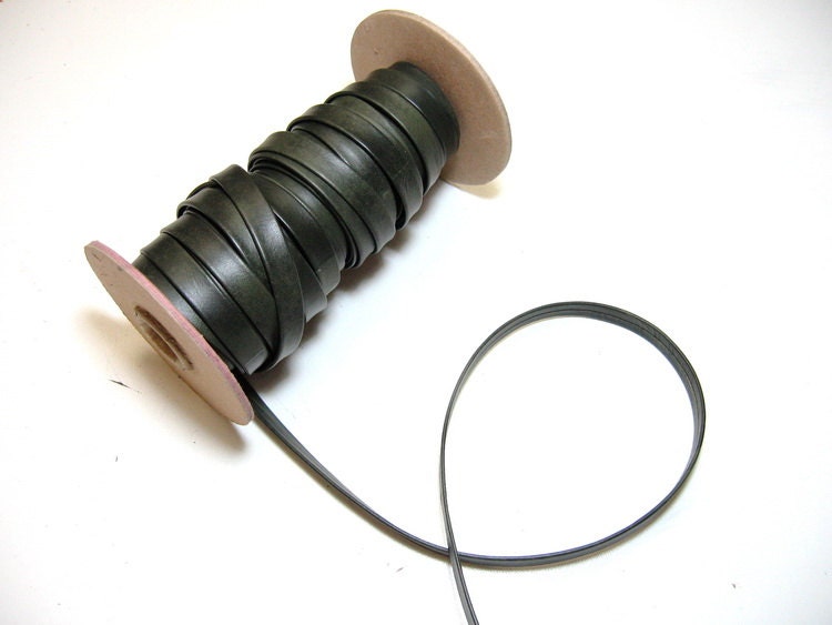 3/8" wide Cowhide Stripping in Dark Green (3 yds) 0375BD9 Double Folded - good for crafting