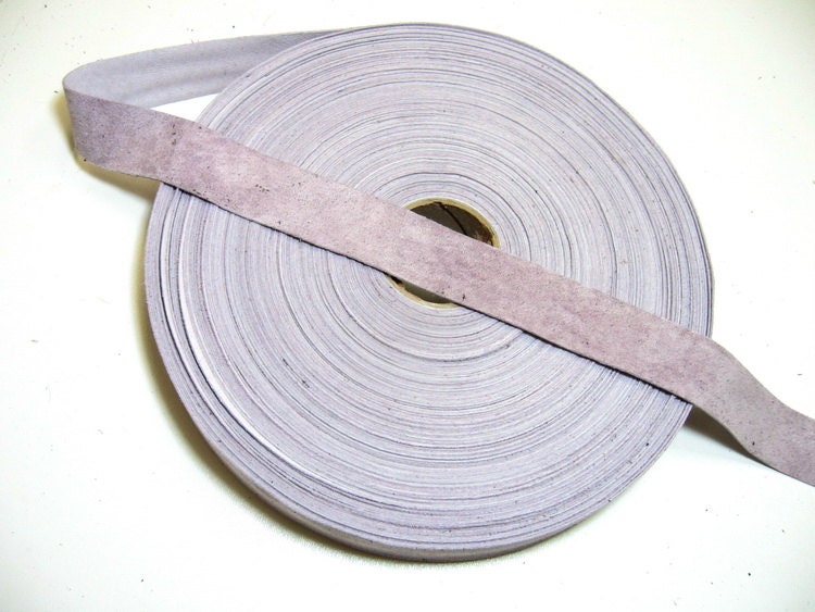 1" Flat, Pig Suede Binding in Lilac (5 yds) 1000NP4 trim tape; edge binding; leather tape