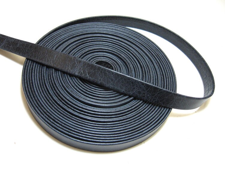 3/4" Double-folded & Reinforced Cowhide Leather Strap in Vermont Navy (2 YDS) 0750RDB