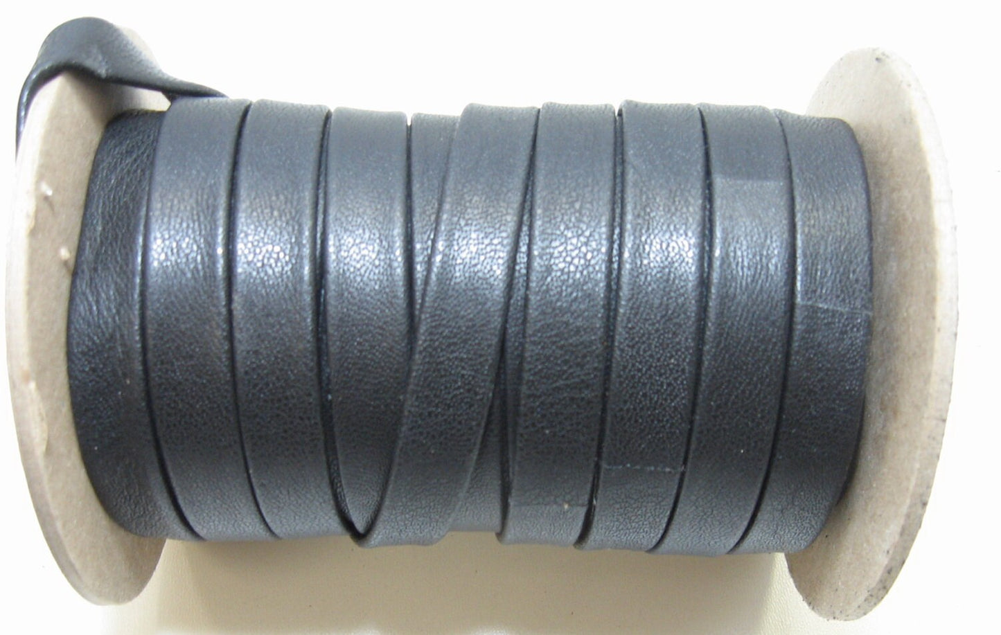 1/2" wide Cowhide Leather Stripping in Black Duquessa (2 yds) 3702XD9 Double-Folded, Reinforced; tote bag handle purse strap