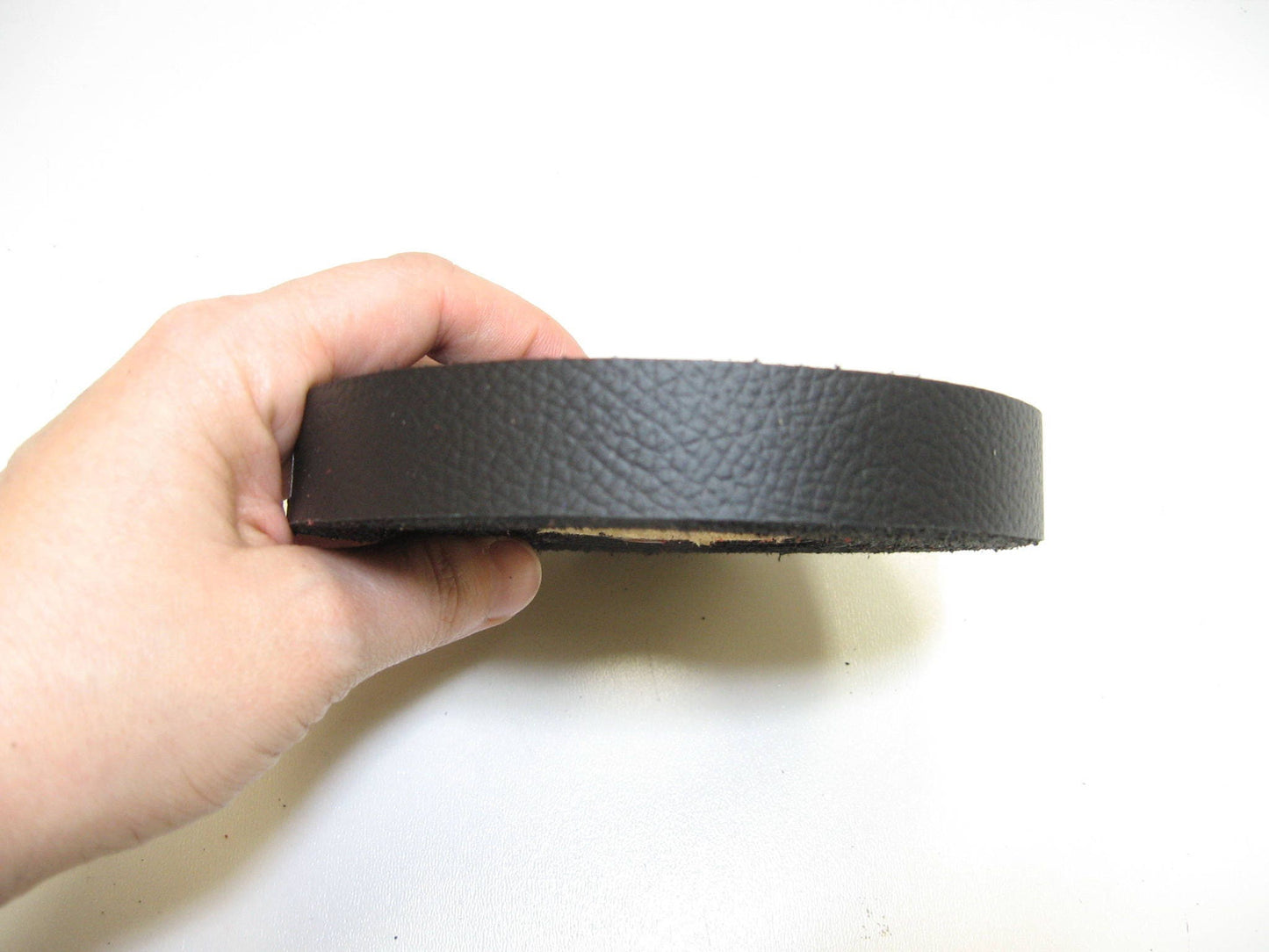 5/8" Flat, Cowhide Leather Strap in Black Sienna (5 YDS) 0625NCD