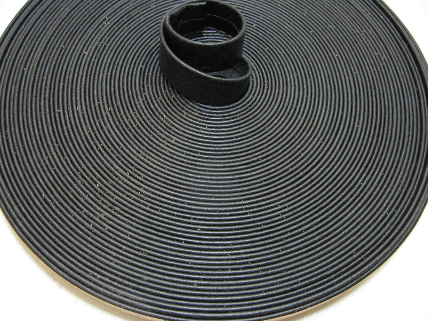 3/4" Double-folded & Reinforced Cowhide Leather Strap in Black Duquessa (2 YDS) 0750RDB