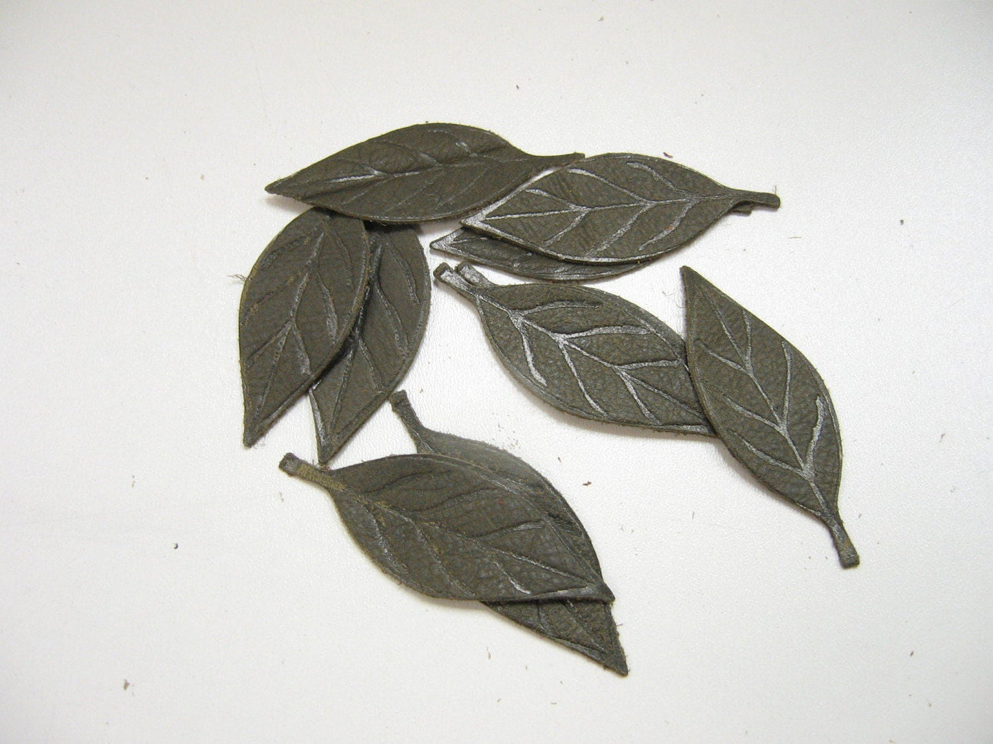 Leather Die Cut Leaf Shapes with Veins in Various Colors (12 pieces)