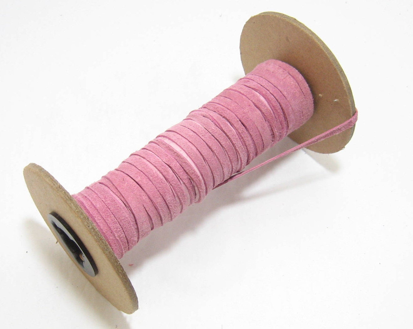 3/16" Flat, Pig Suede Leather Lacing in Rose (10 YDS) 0187NP5