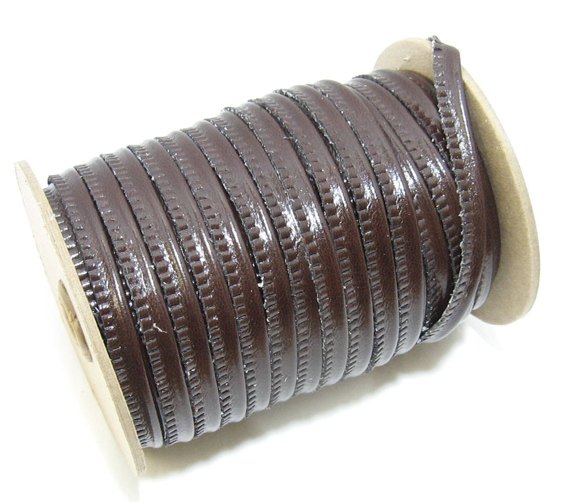 Medium Brown Polyurethane Leatherette Cord Piping 5/16" (5 yds) 2095XUPU