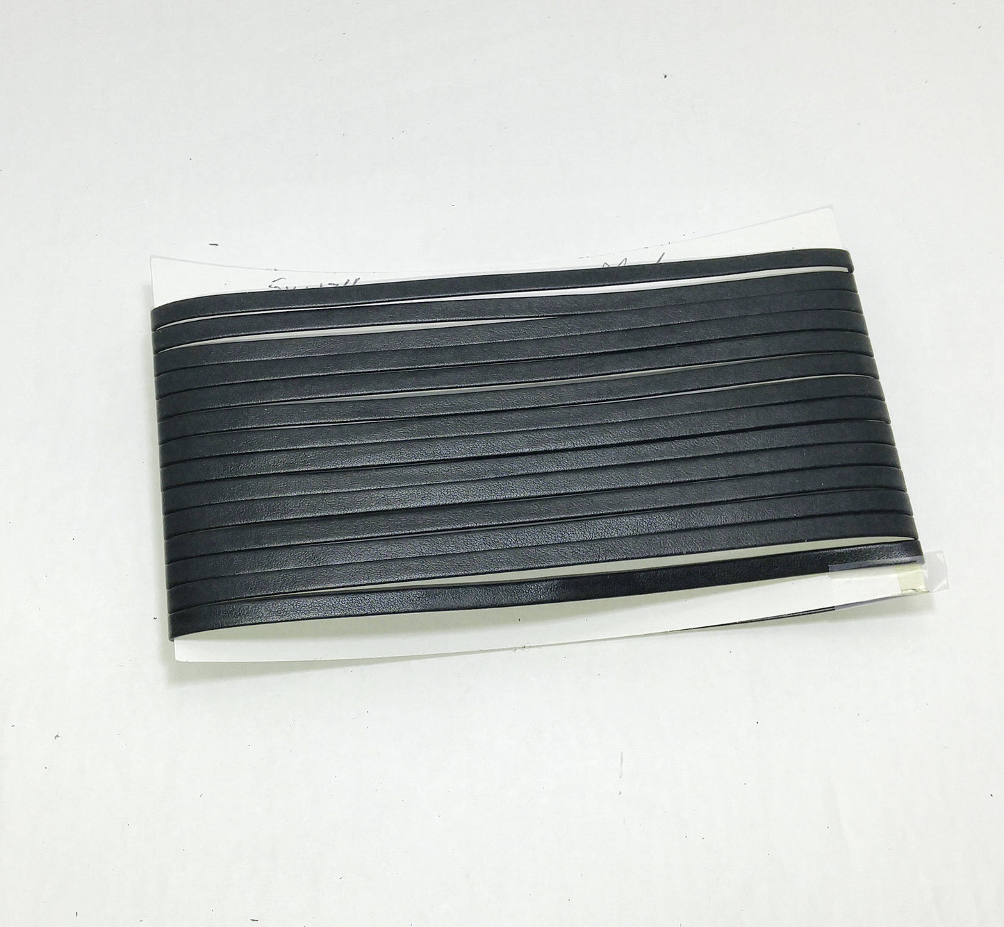 7/32" Folded VEGAN Leather Lacing in Black (5 yds + 17") 0218BUCTD *card*