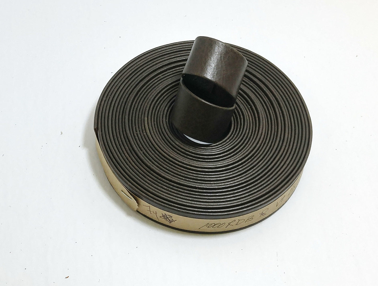 1" Double-folded & Reinforced Cowhide Leather Strap in NEW Vermont Brown (1 YDS) 1000RDB