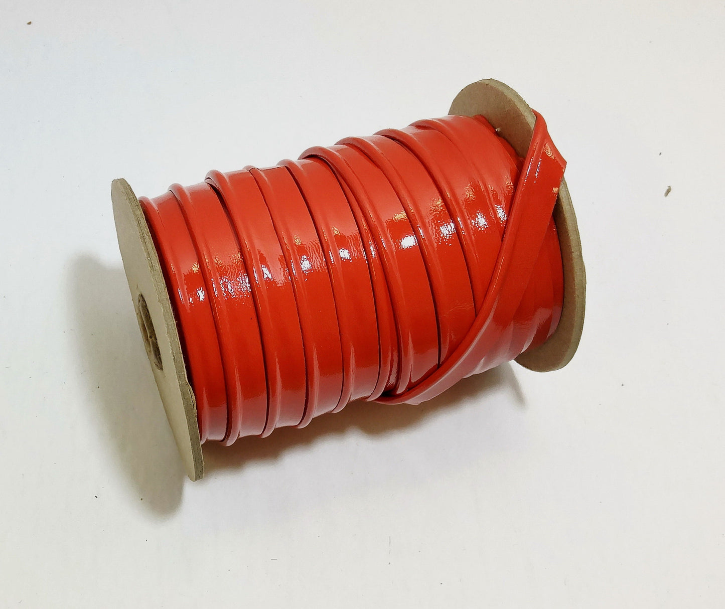 1/2" Cord Piping, Fire Red Patent Cowhide Leather (3 YDS) 3277XDB ****NEW COLOR****