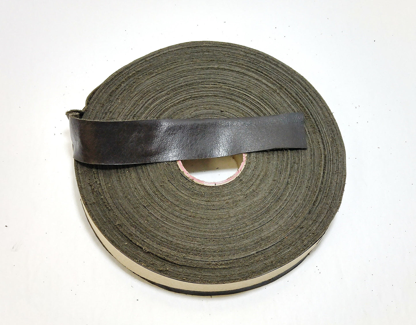 1" Flat, Cowhide Leather Binding in Brown (5 YDS) 1000NDB trim tape; edge binding; leather tape