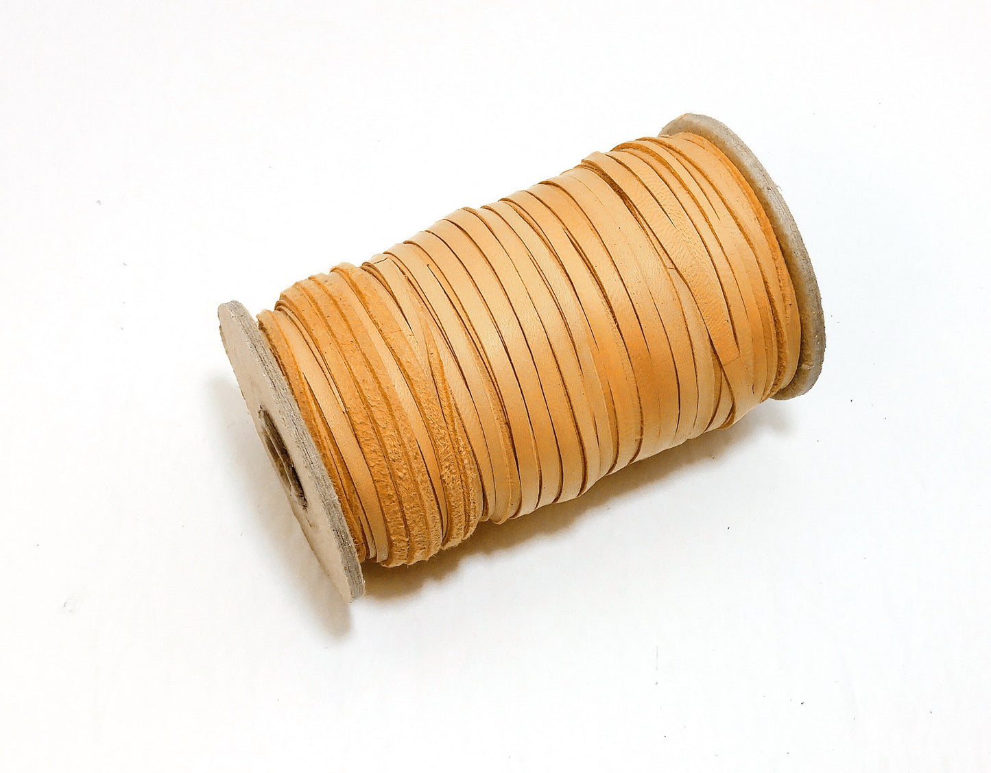 1/8" Flat, Genuine Deer Leather Lacing in Smoke Tan (10 YDS) 0125NHE ; lacing; dream catchers; decoration; sewing; crafts