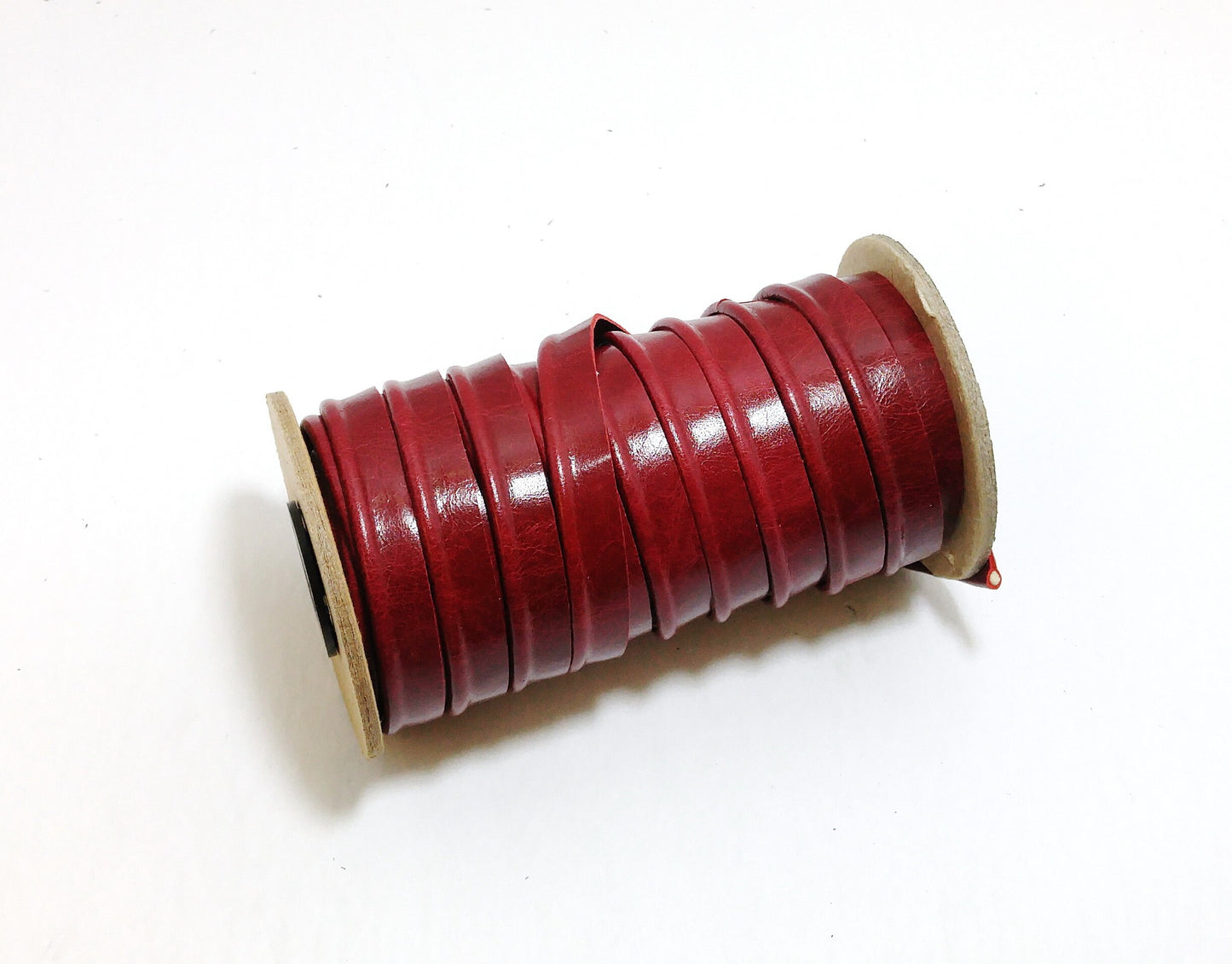 1/2" Cowhide Cord Piping in Vermont Cherry Cowhide (3 yds) 3277XDB Red; maroon; burgundy; fucshia