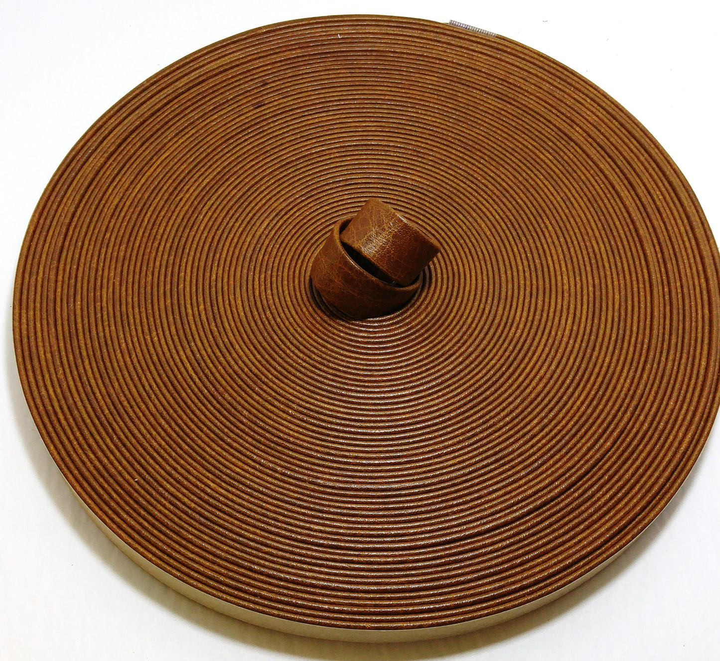 3/4" Double-folded & Reinforced Cowhide Leather Strap in Vermont Twig (2 YDS) 0750RDA ; light brown; brown; natural