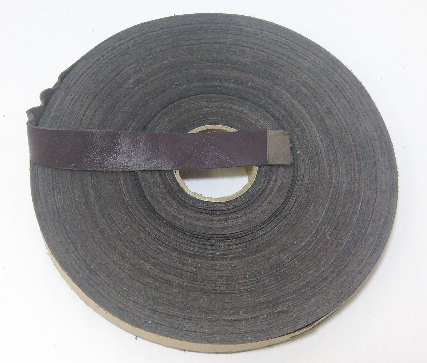 3/4" Flat Cowhide Leather Binding in PLUM Climax (5 yds) 0750ND9 trim tape; edge binding; leather tape