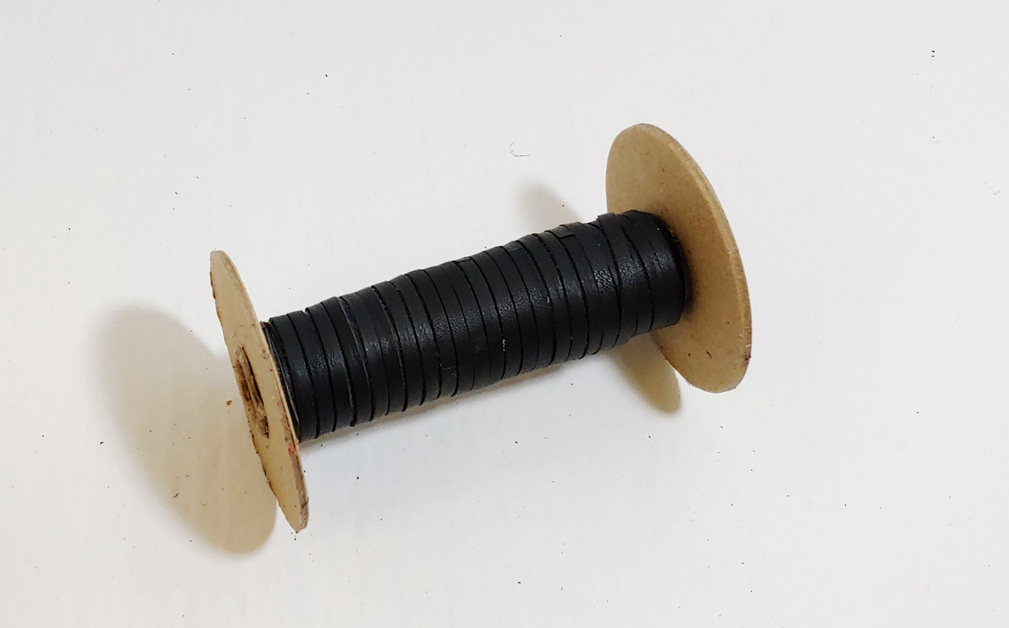 Cowhide Leather Lacing 5/32" Flat (15.5 yds) in Charcoal Manhattan 0156ND9 DIY; tassels; dream catchers; fringes; leather crafts; string