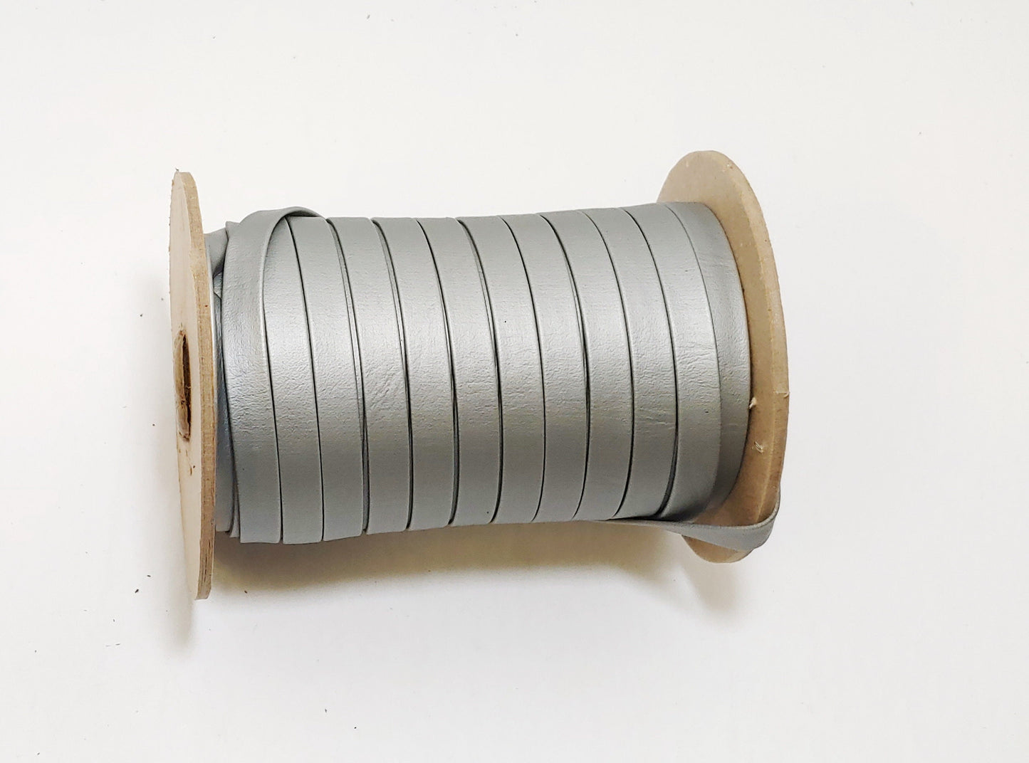 3/8", 1/2", 3/4" or 1" Double Folded Vegan Leather Strap in Silver Mettalik (5 YDS) 0375BVMET 0500BVMET 0750BVMET 1000BVMET vinyl