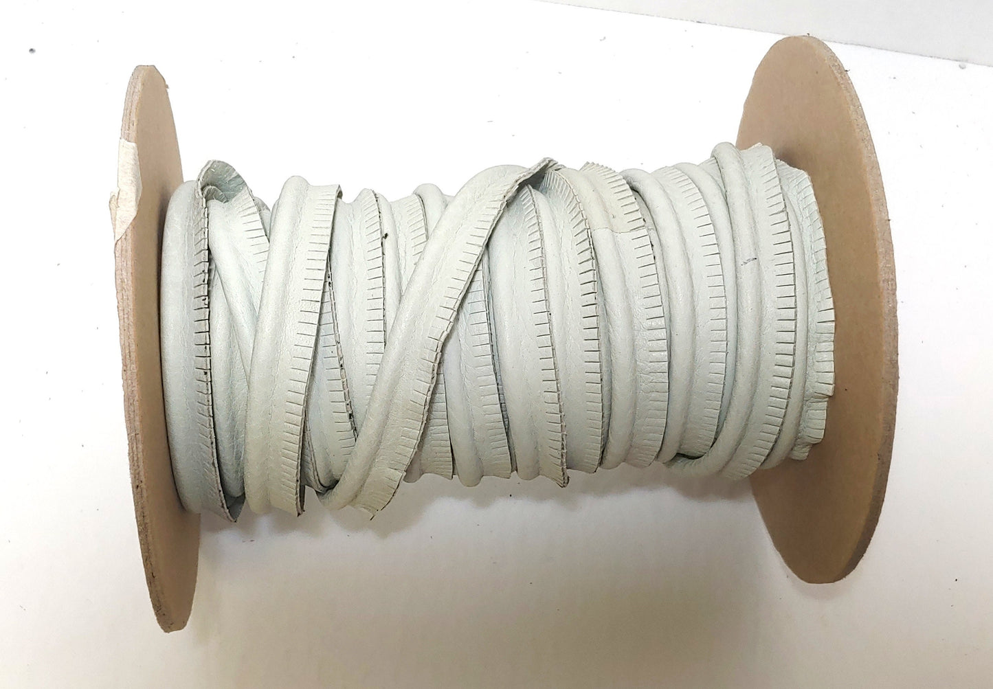 5/8" Round Cord Piping, Genuine Cowhide Leather in Light Grey UPL (3 YDS) 3118XDD - bold piping; upholstery piping; large cushions