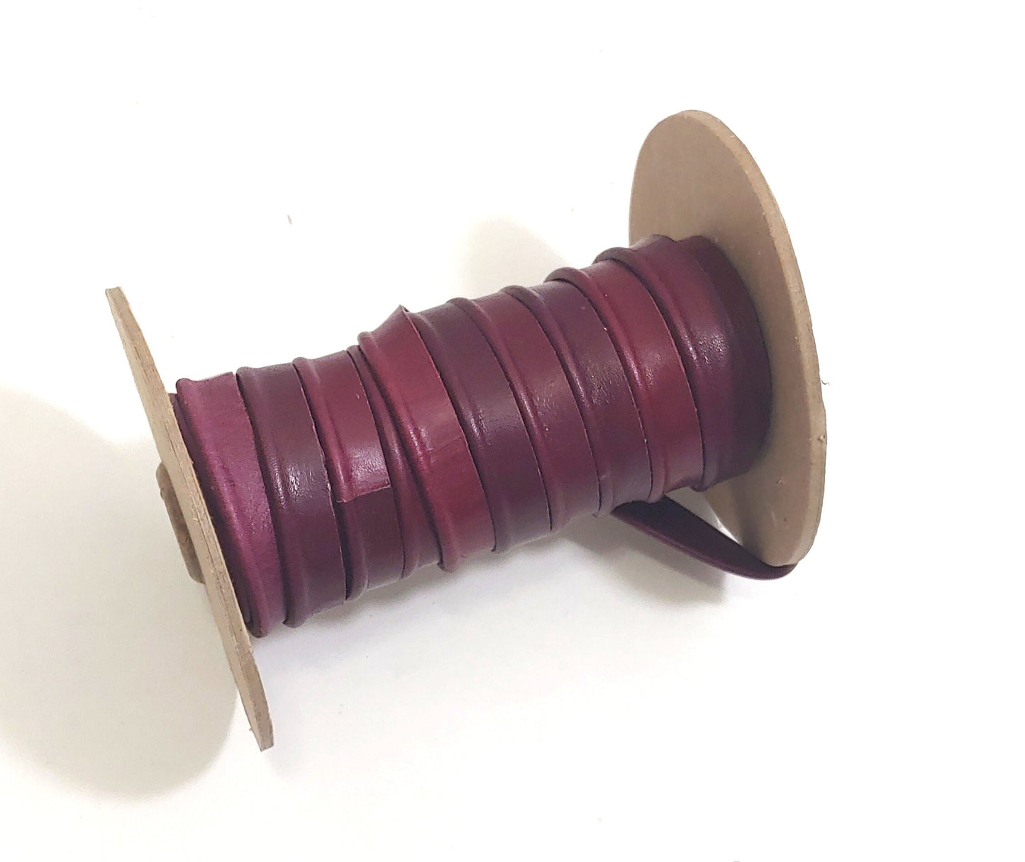 1/2" Cord Piping, Magenta Cowhide Leather (4 YDS) 3277XDB