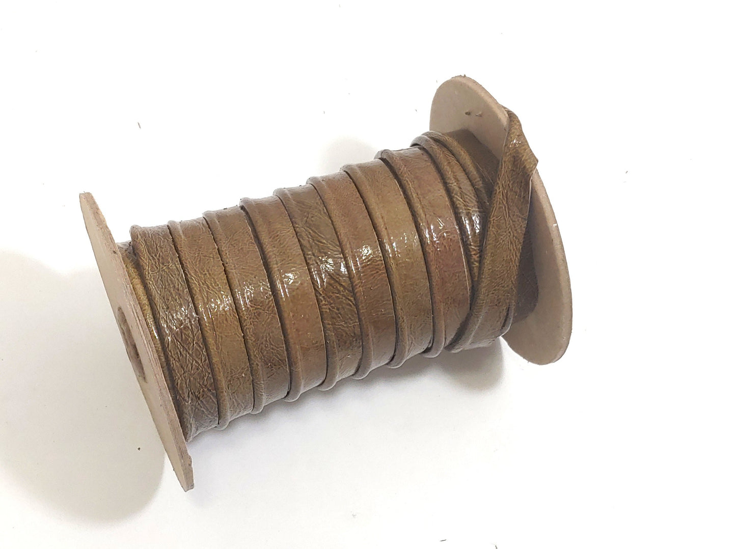 1/2" Bronze Crinkle Patent Lamb Leather Cord Piping Brown (3 yds) 3277XL6