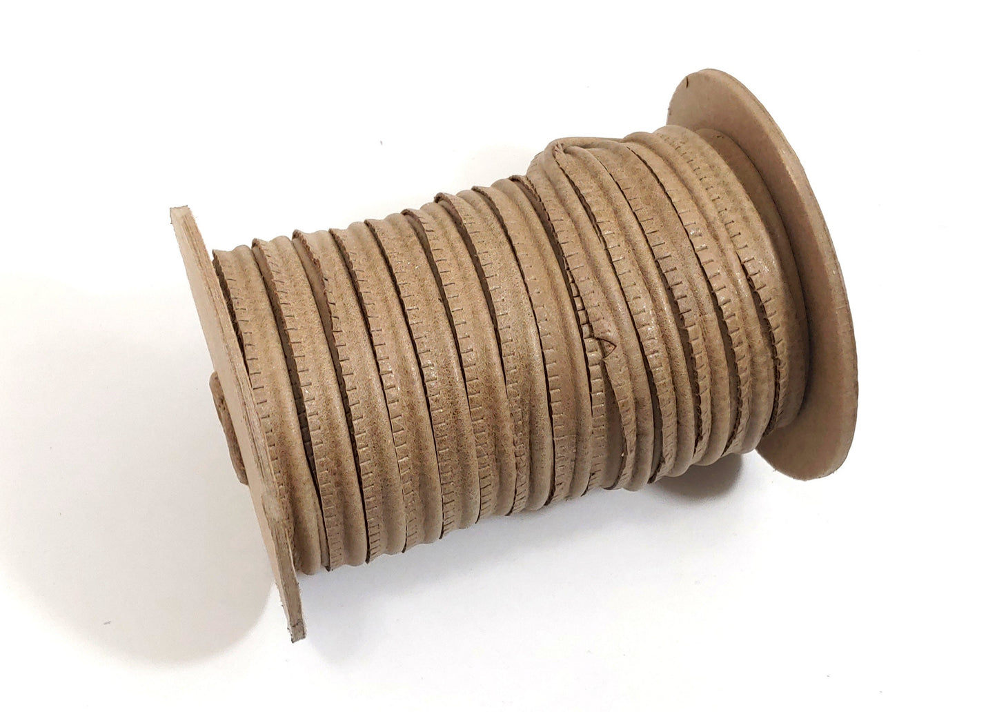 5/16" Slashed Leather Cord Piping Bamboo Silk Beige (3 yds) 2095XDE