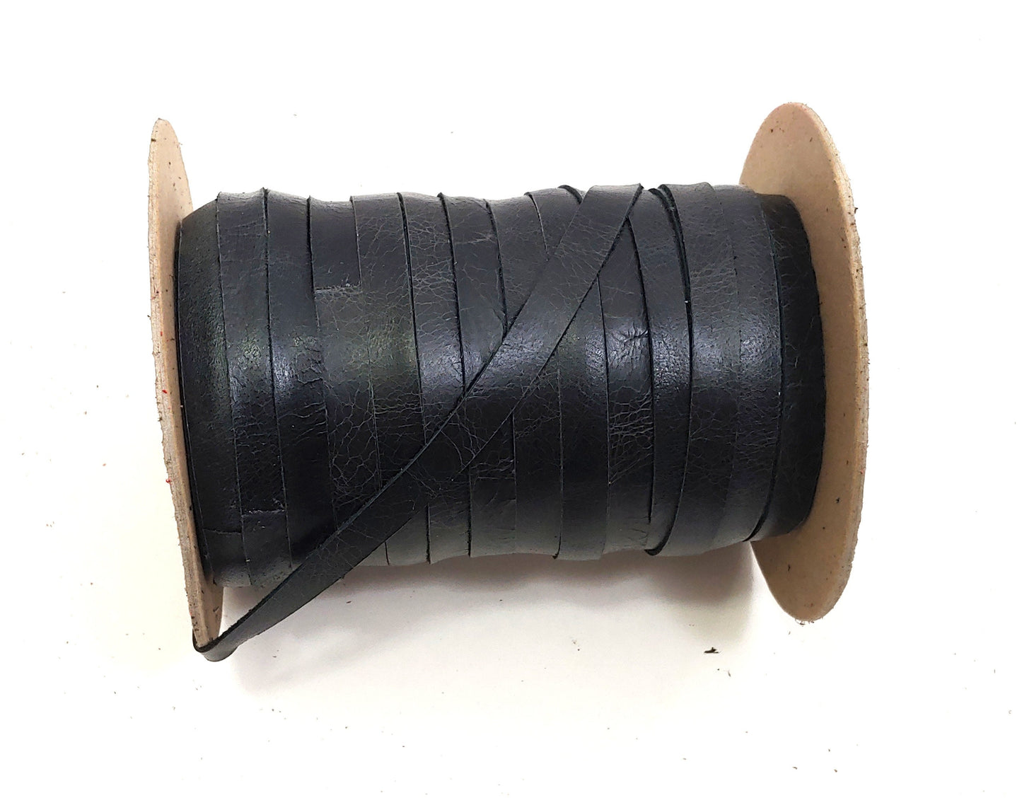 1/2" Flat Cowhide Lacing in Black Vermont (5YDS) 0500NDB lacing; leather string; leather strip