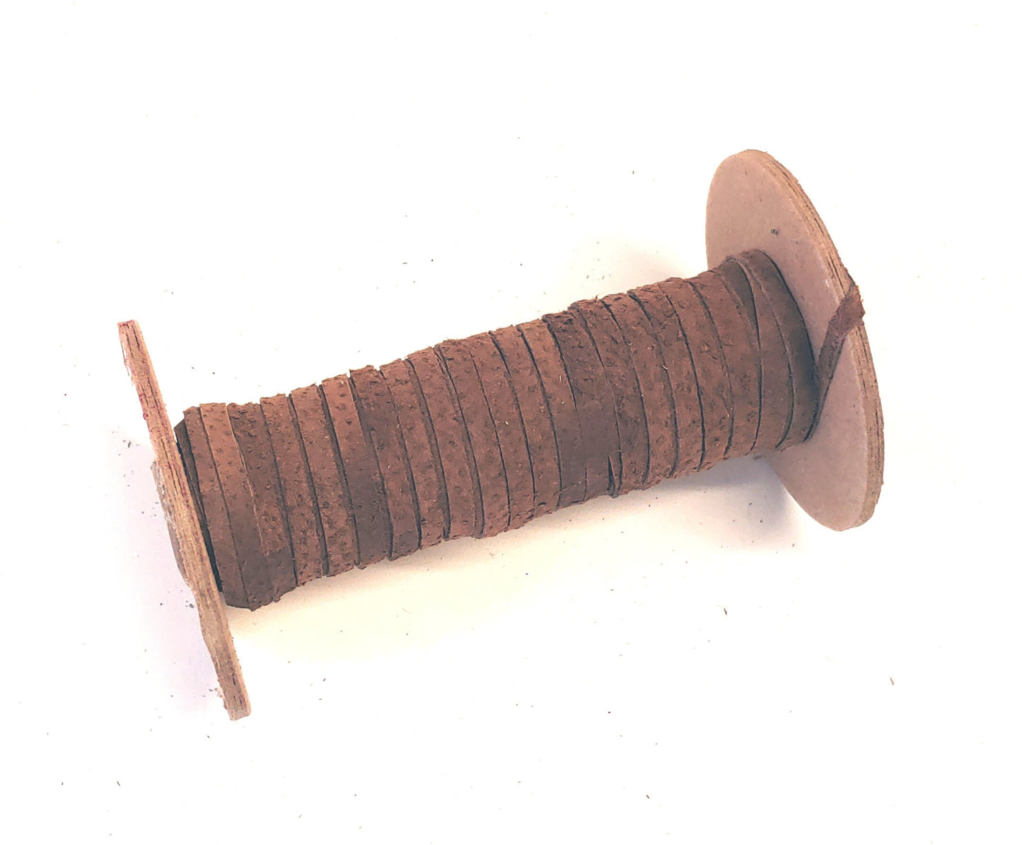 3/16" Flat, Pig Suede Leather Lacing in Wine (10 YDS) 0187NP5