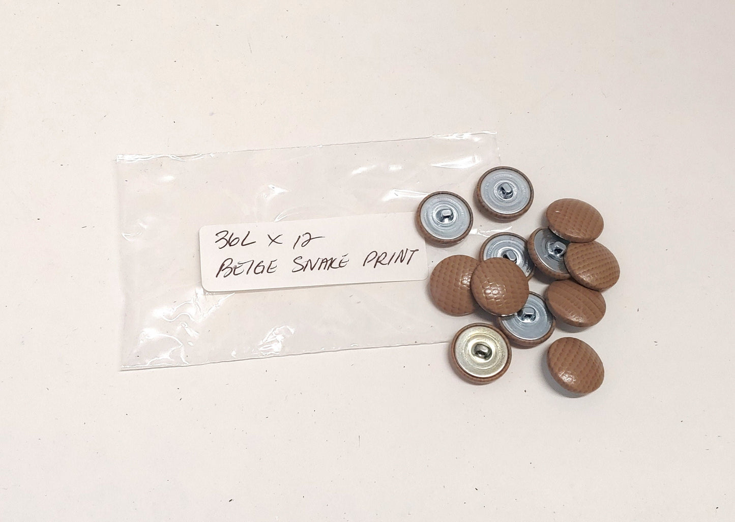 12 Cowhide Leather Covered Buttons 36 Line, Beige Snake Print Cow, 7/8" (22mm)