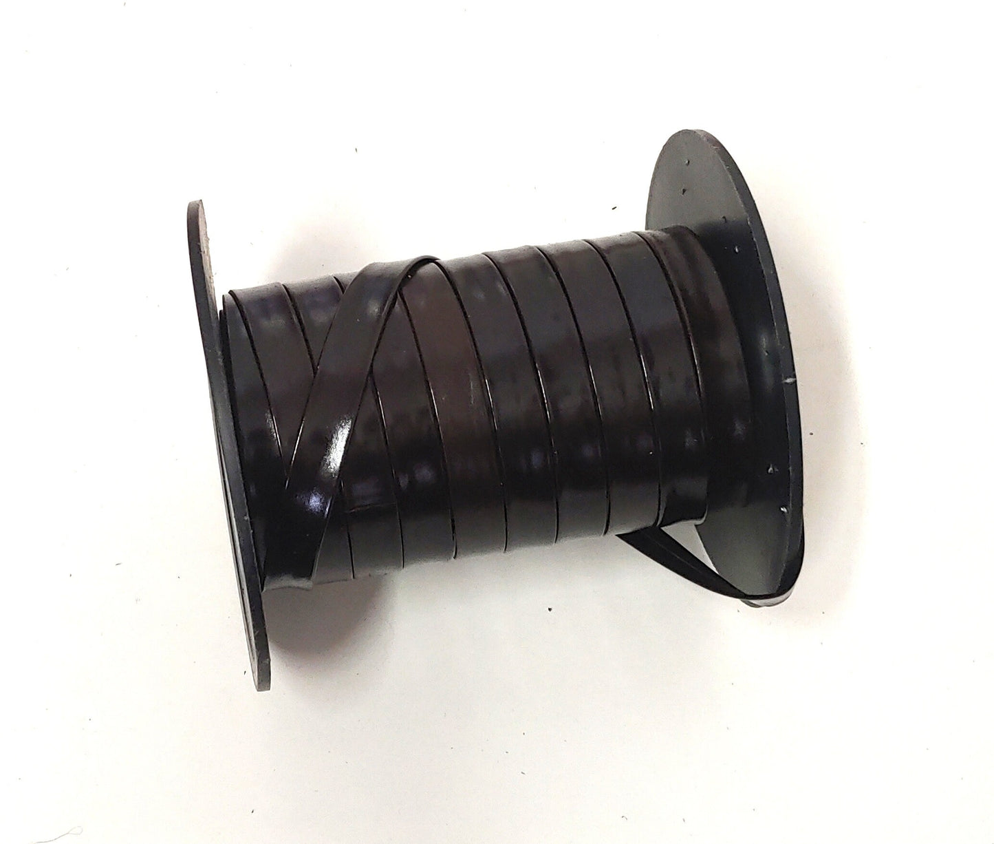 3/8" Double-folded Genuine Goat Leather Strip in Brown Patent (3 yds) 0375BKA