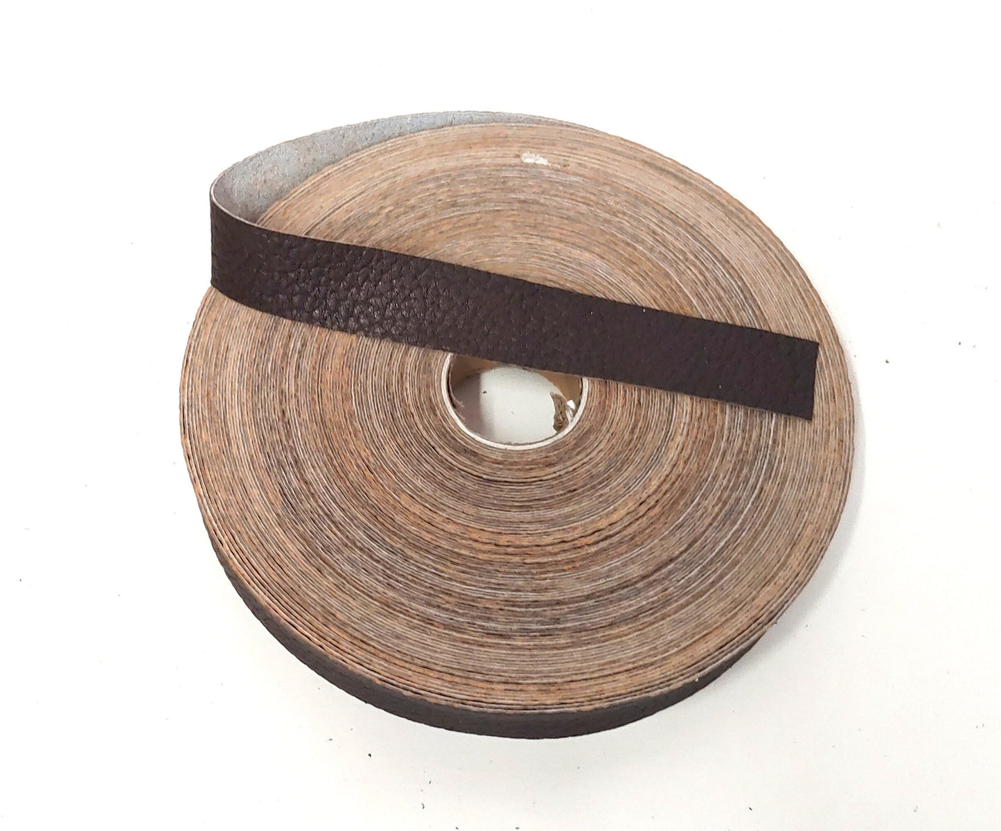1" Flat, Cowhide Leather Strap in Pebble Brown (3 YDS) 1000FCD dark brown