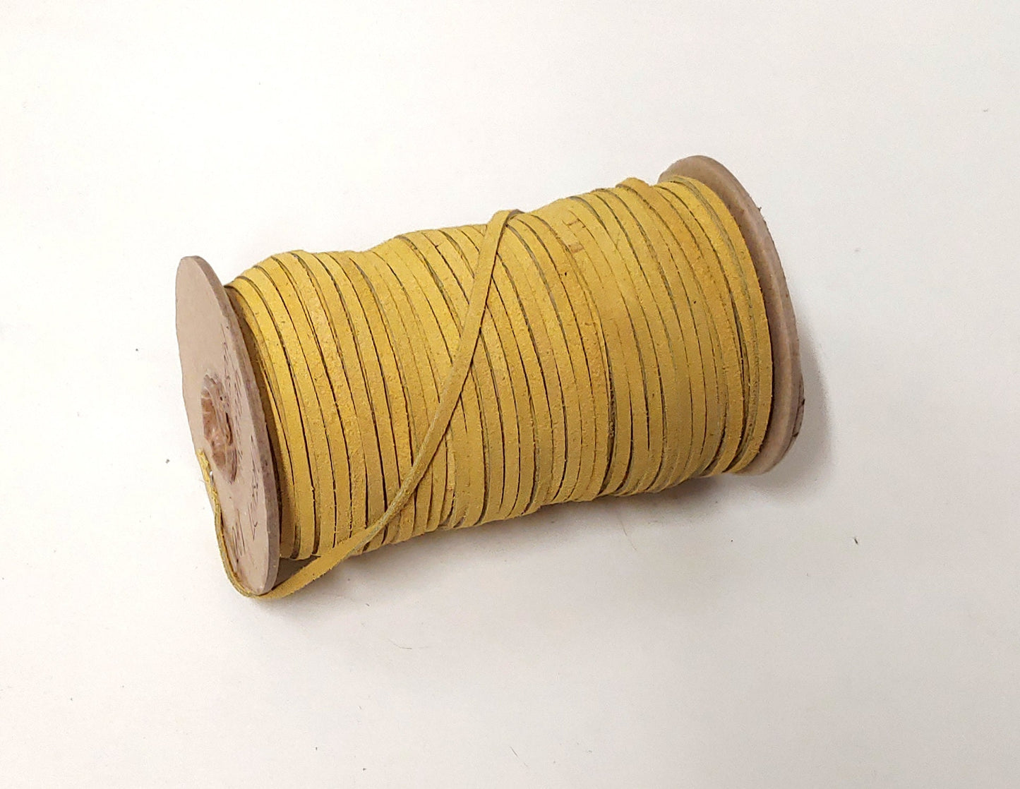 1/8" Flat Cowhide Lacing in Mustard Yellow (10 yds) 0125ND7 jewelry cord; DIY;dream catchers; leather crafts; tassels; fringe