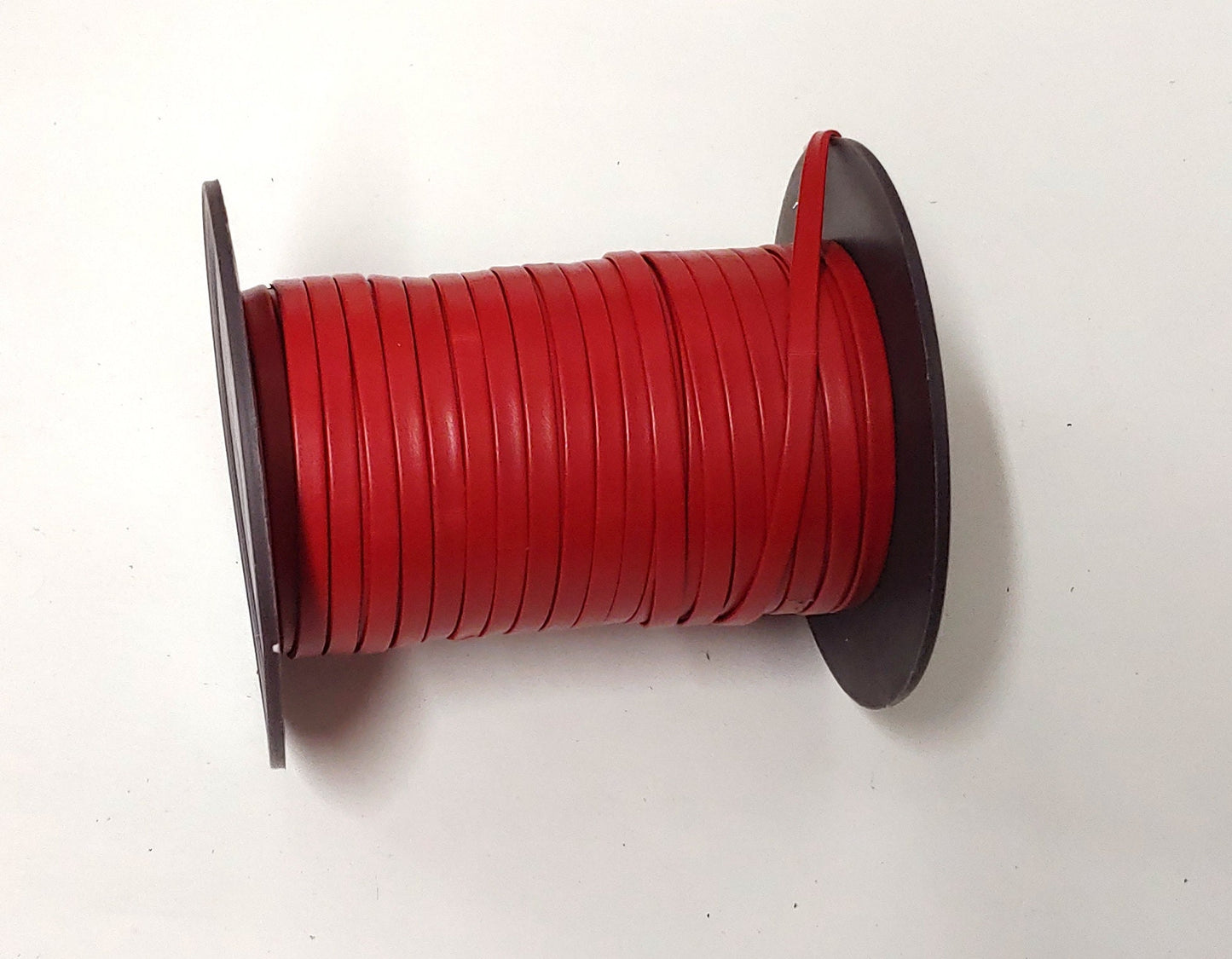 1/4" wide Cowhide Leather Lacing in Red (5 yds) 0250BDB Double-folded without reinforcement