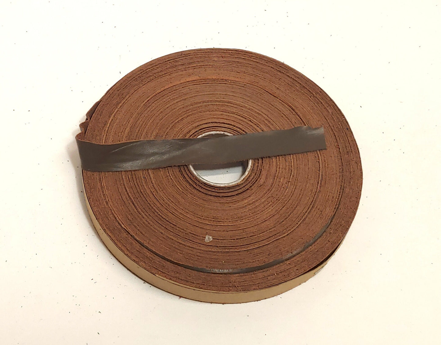 3/4" Flat, Cowhide Leather Binding in Khaki (5 YDS) 0750NDB trim tape; edge binding; leather tape