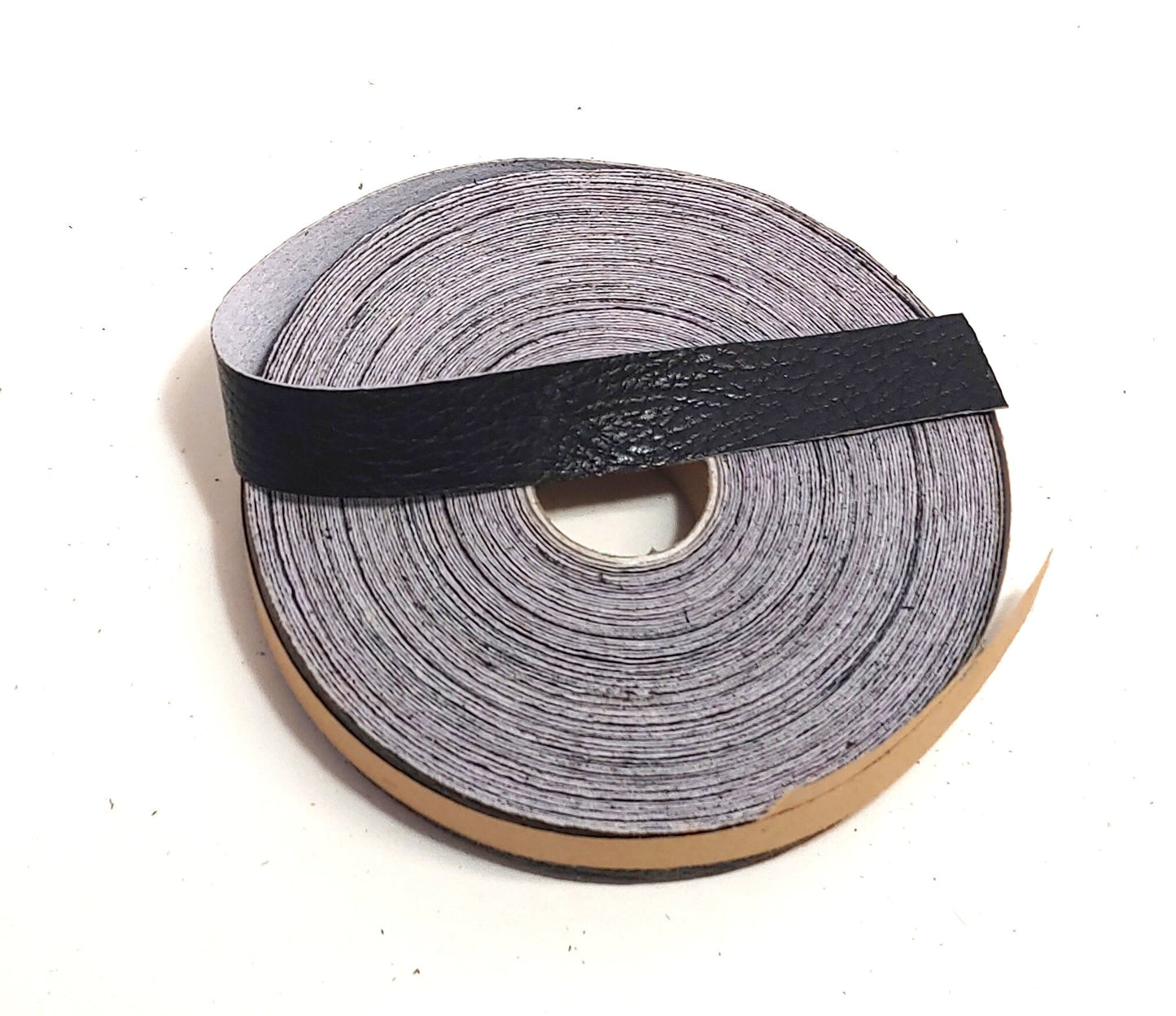 1" Flat Cowhide Leather Binding in Black Buffalo (5 yds) 1000FDE trim tape; edge binding;