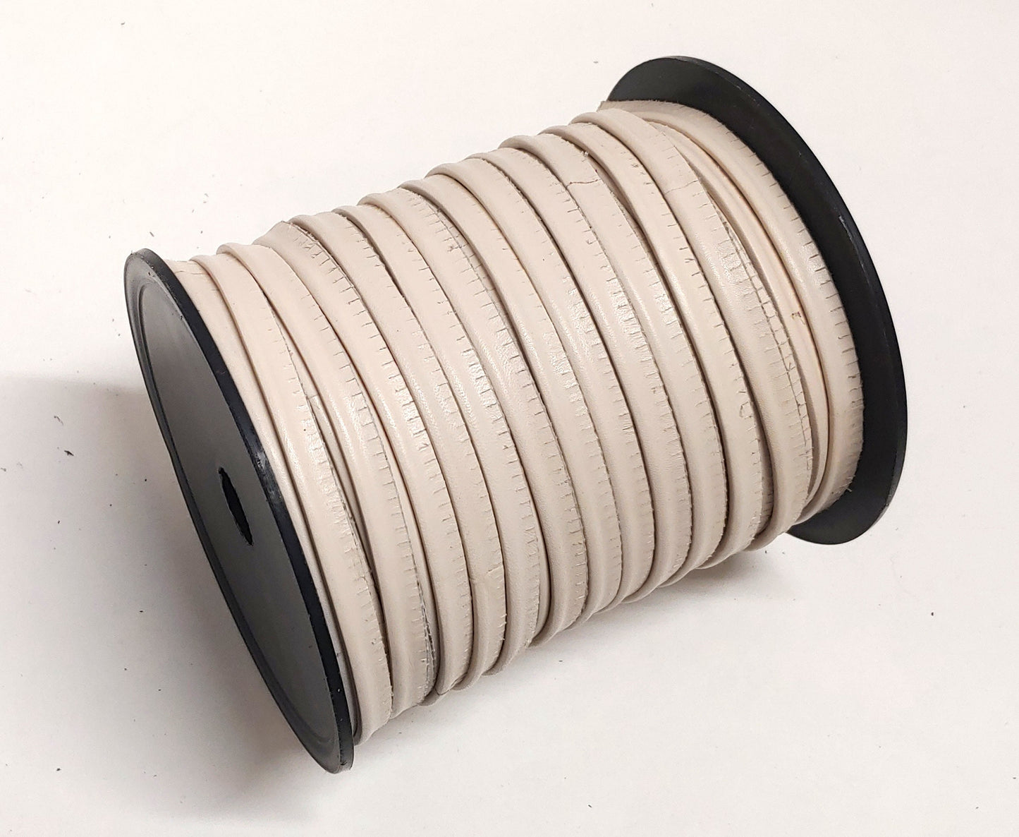 Bone Slashed Cowhide Leather Cord Piping 5/16" (3 yds) 2095XCB
