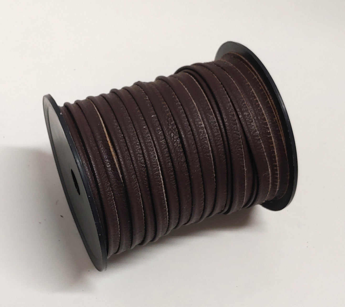 Cowhide Leather 5/16" Cord Piping in Brown Grain (3 yds) 2095XCD