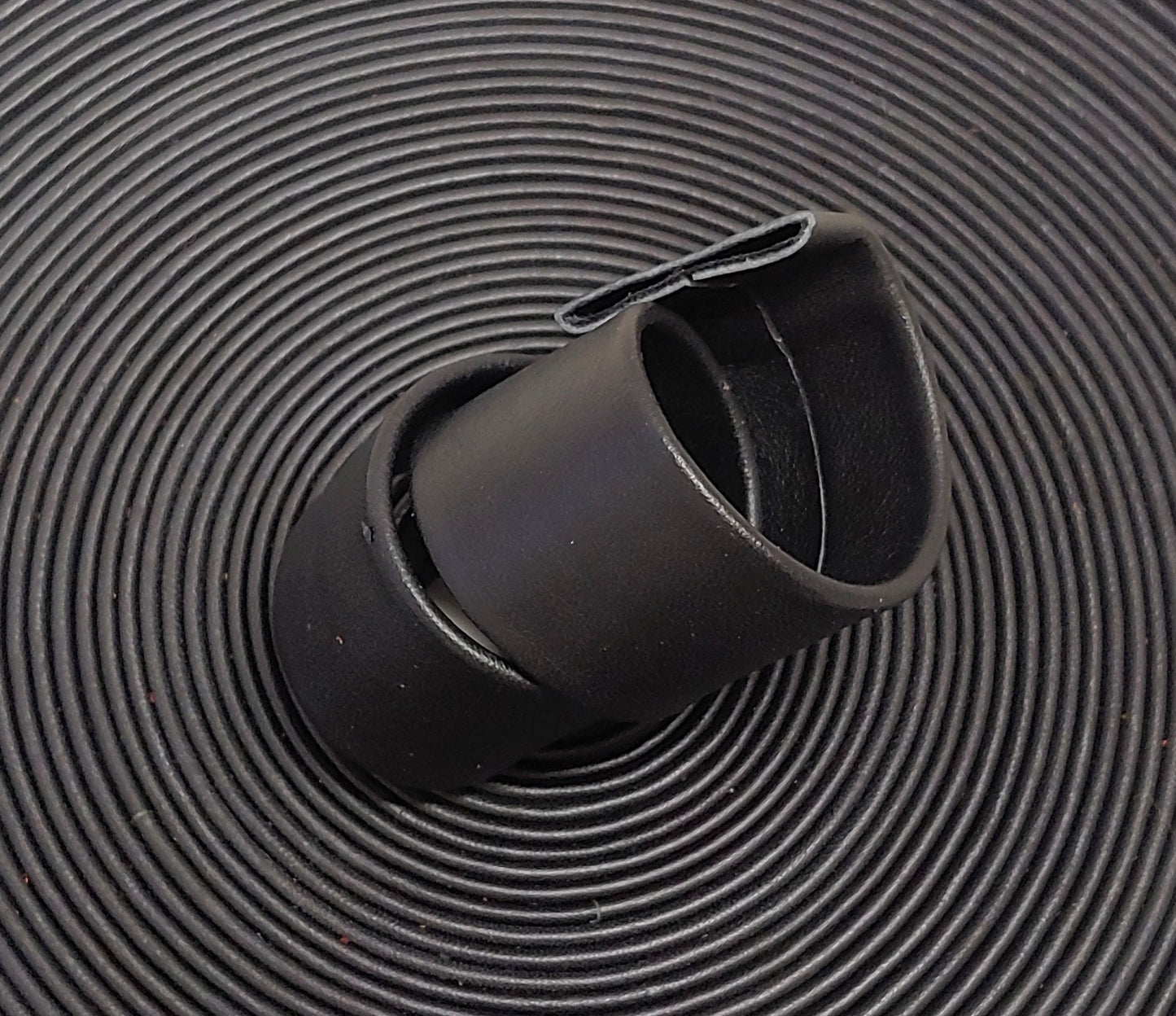 1-1/4" Folded & Reinforced Black Boot Cowhide (1 yd) 1250RDB purse strap; bag strap; strip; leather; strong; wide