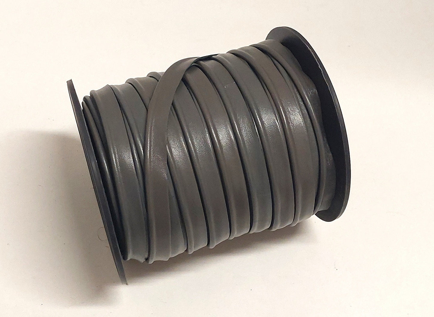 1/2" Cowhide Cord Piping in Warm Gray (3 yds) 3277XD9