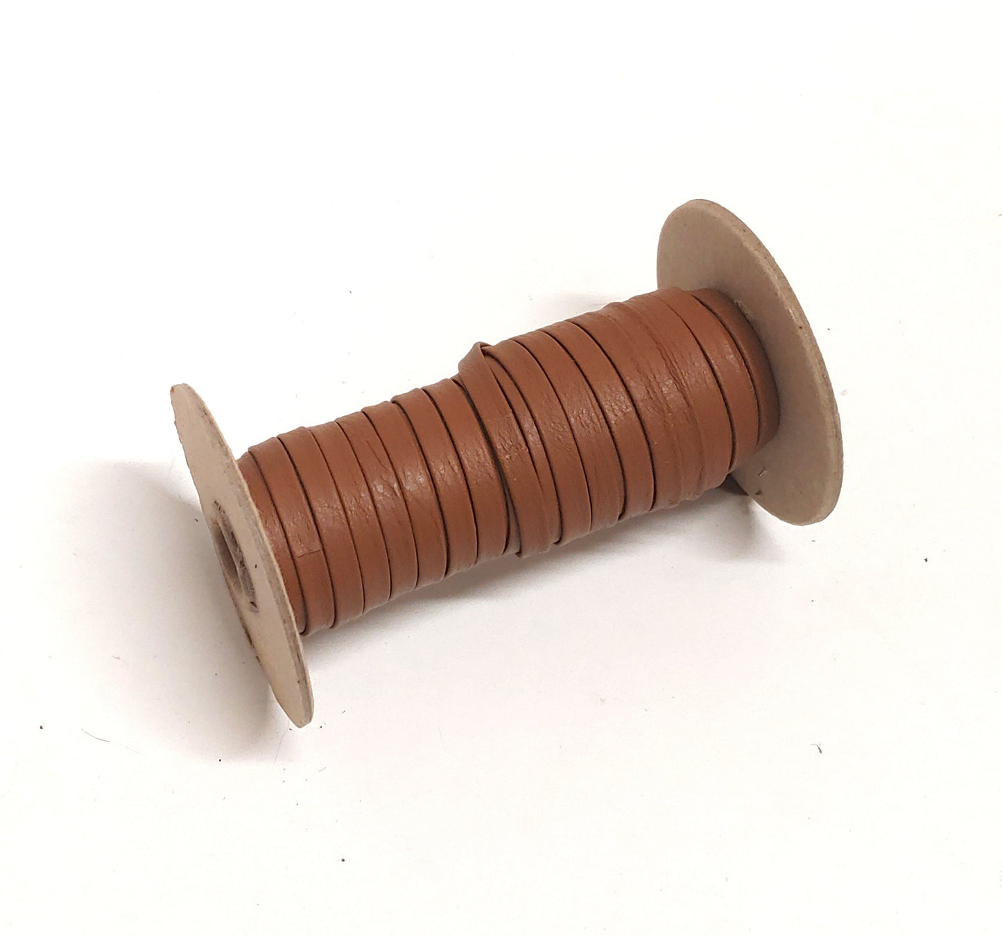 1/4" wide Cowhide Leather Lacing in Corral Brown (5 yds) 0250BD9 Double-Folded - Tan