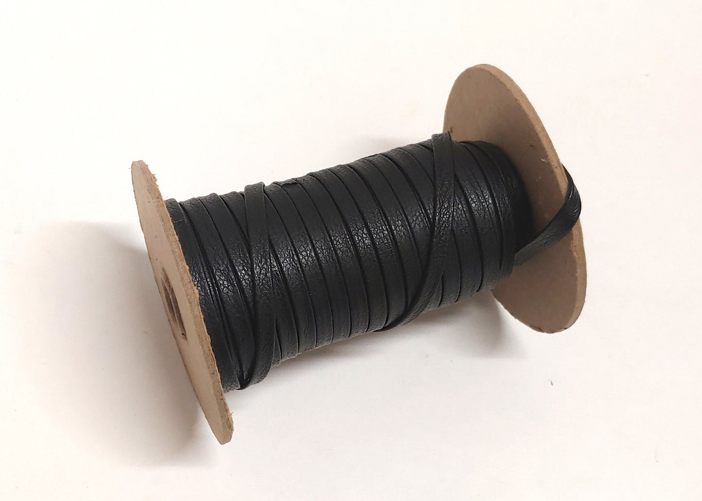 1/4" wide Cowhide Leather Lacing in Black Fenix (5 yds) 0250BDB Double-folded TRIMS