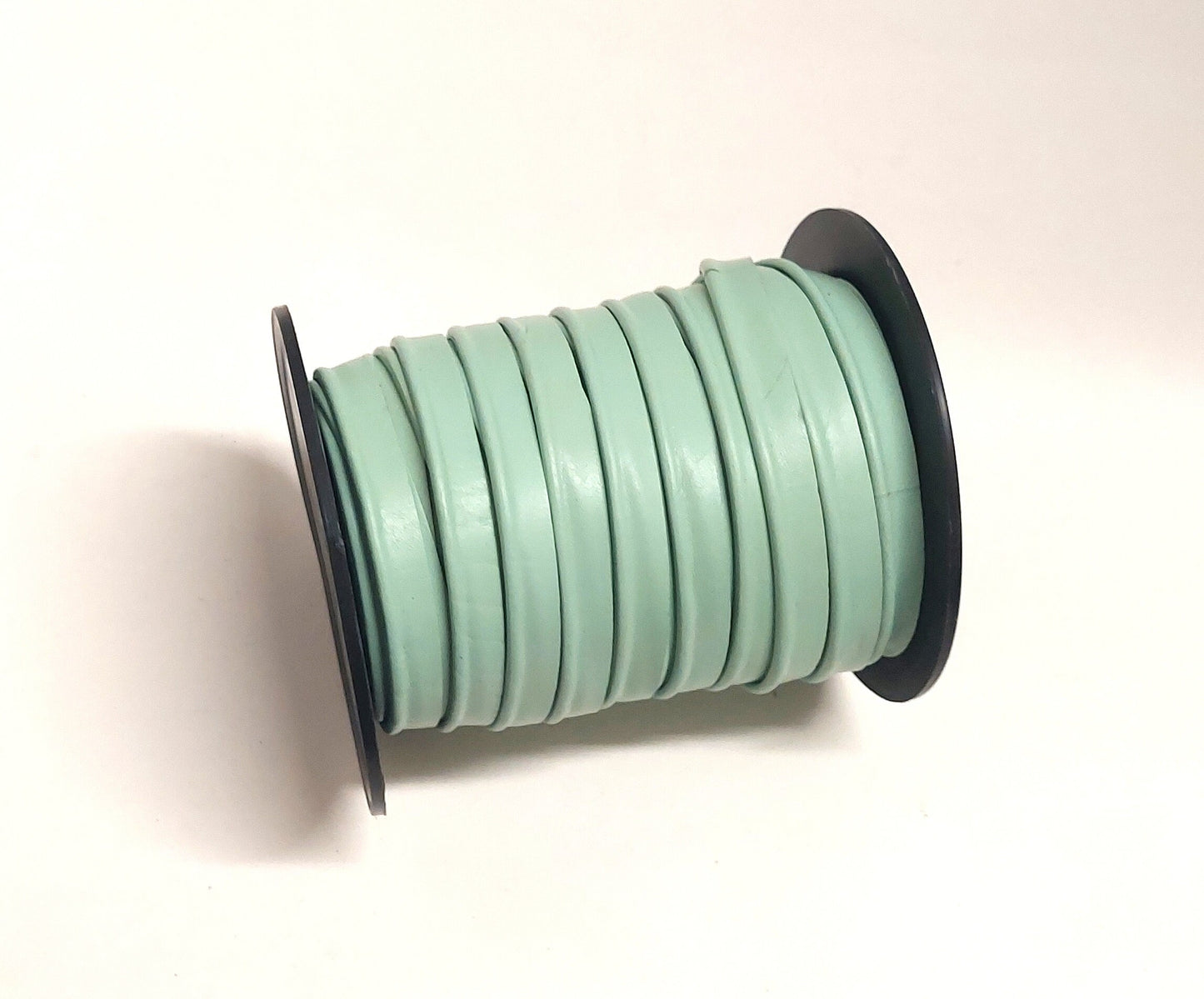 1/2" Cowhide Cord Piping in Mint Green (3 yds) 3277XD9