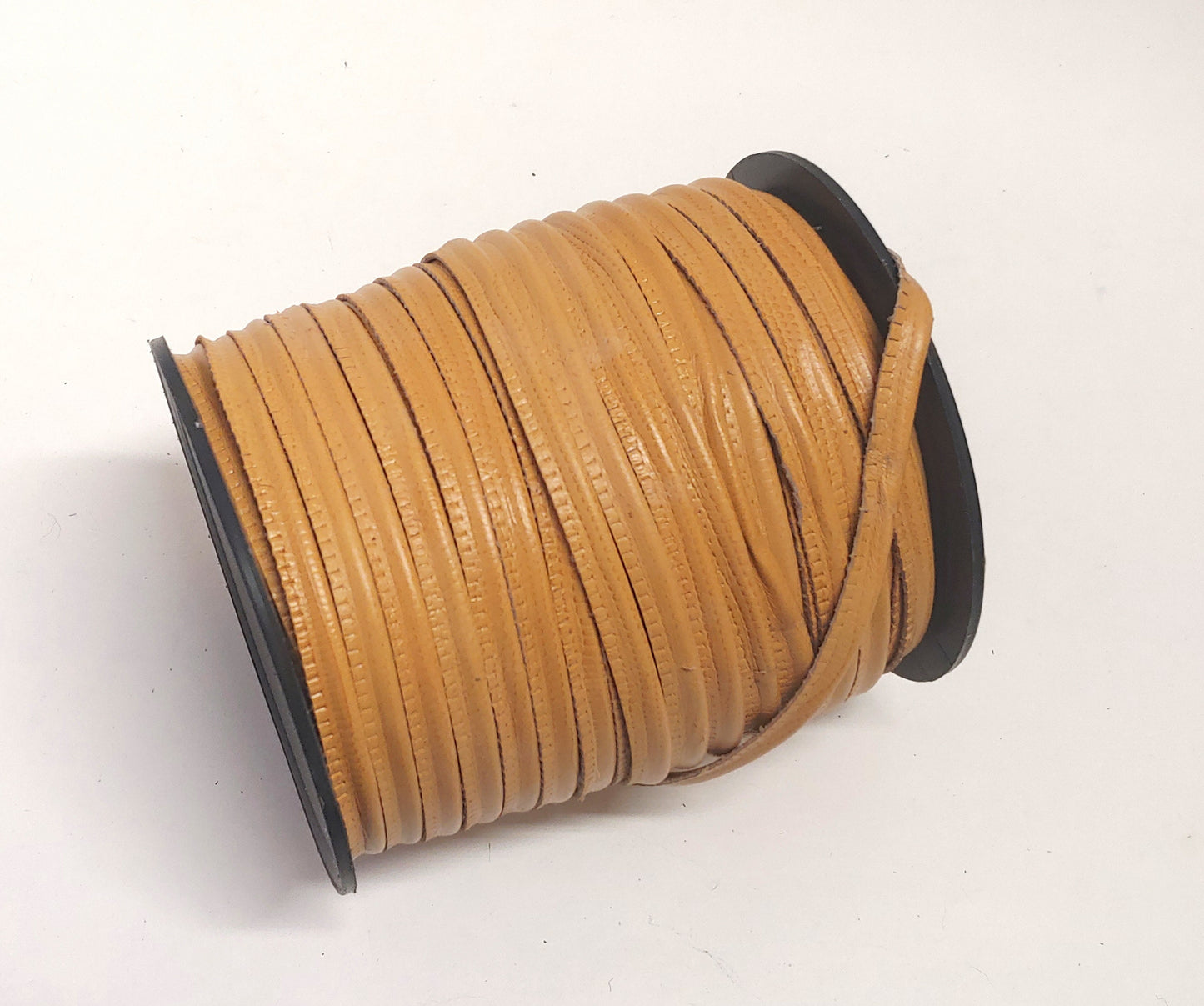 Yellow Iguana Print Slashed Cowhide Leather Cord Piping 5/16" (3 yds) 2095XCB