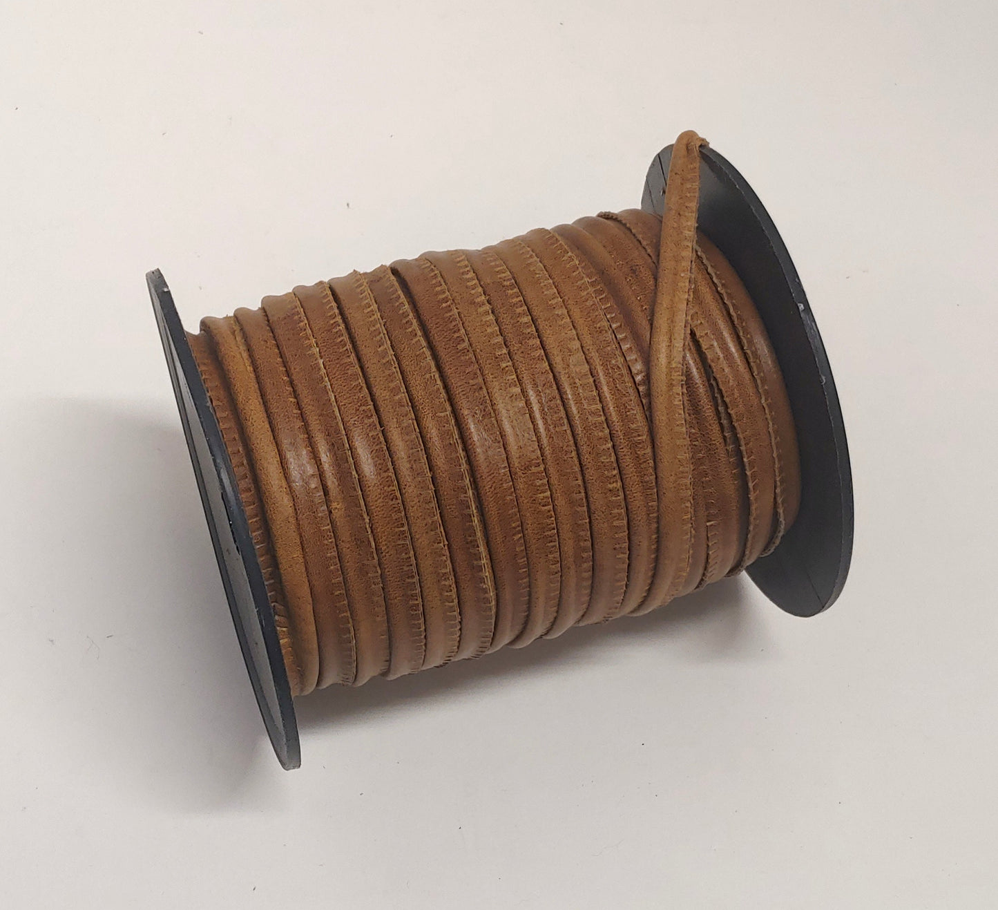 Cognac #2 Brown Slashed Leather Cord Piping 5/16" (3 yds) 2095XDE