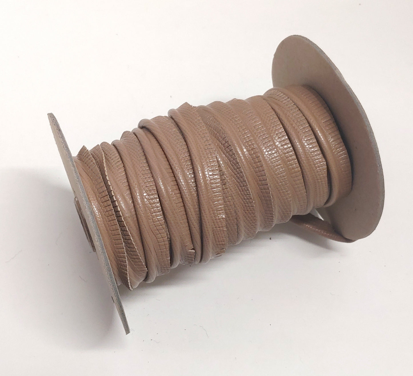 5/8" Round Cord Piping, Genuine Cowhide Leather in Camel Iguana (2 YDS) 3118XCB - bold piping; upholstery piping; large cushions